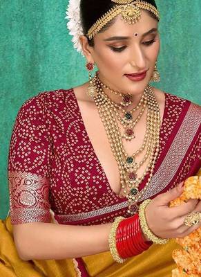 Mustard bandhani zari silk blend bandhani saree 4