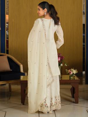 White silk blend embroidered kurta trouser dupatta set 2
