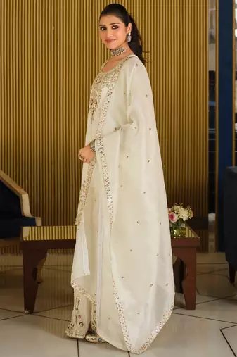 White silk blend embroidered kurta trouser dupatta set