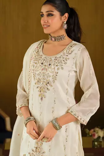White silk blend embroidered kurta trouser dupatta set