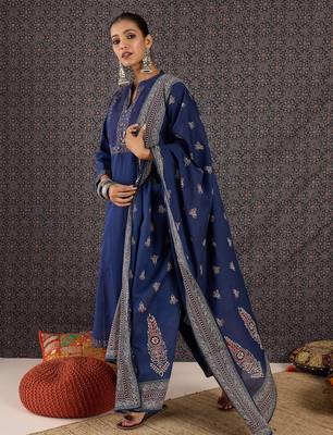 Blue pure cotton printed kurta trouser dupatta set 1