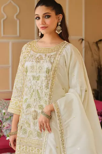 White silk blend embroidered kurta trouser dupatta set