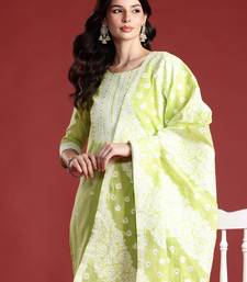 Green silk blend printed kurta trouser dupatta set