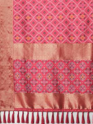 Pink ethnic motifs printed zari patola saree 5
