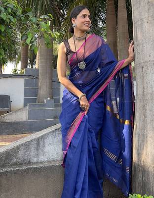 blue zari cotton blend saree with blouse 5