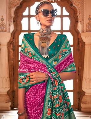 Pink ethnic motifs zari patola saree 2