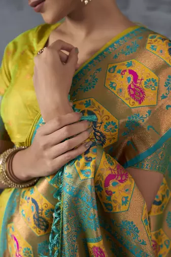 lime woven design zari paithani saree