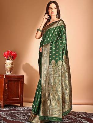 green woven design designer banarasi saree 3