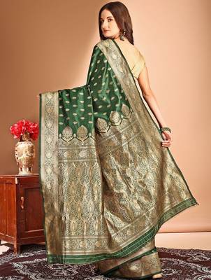 green woven design designer banarasi saree 4