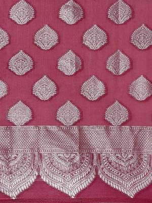 burgundy & silver-toned ethnic woven design organza banarasi saree 4