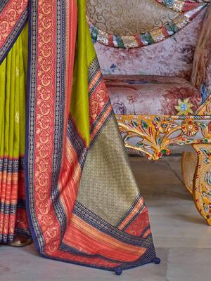 Green ethnic motifs zari sungudi saree 5