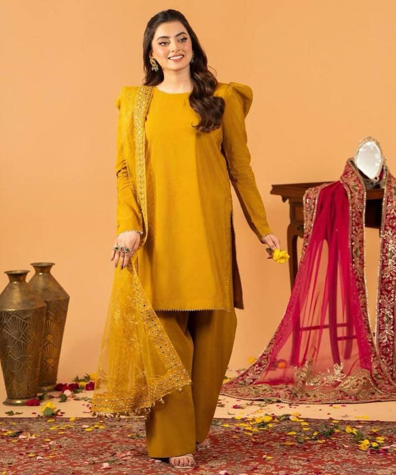 Dark-yellow silk blend embroidered farshi salwar set