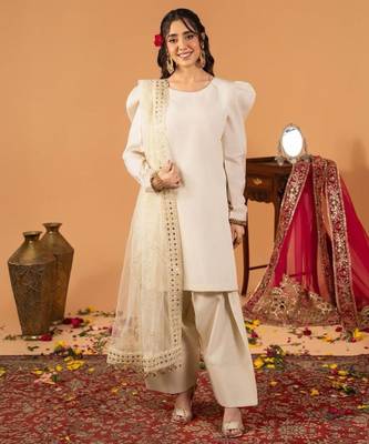 Off-white silk blend embroidered farshi salwar set 3