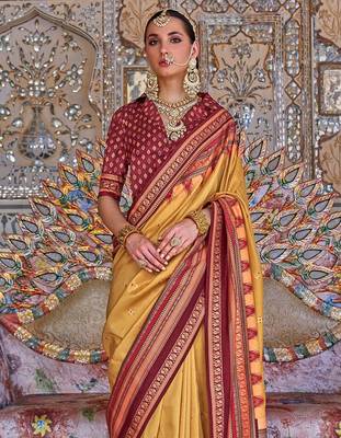 Yellow ethnic motifs designer sungudi saree 3