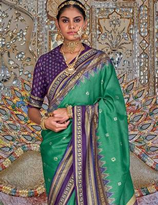 Teal ethnic motifs printed zari sungudi saree 3