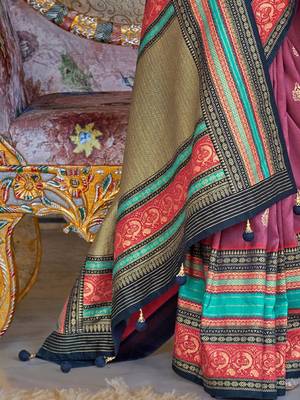Burgundy ethnic motifs sungudi saree 5