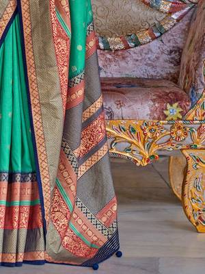 Teal ethnic motifs zari sungudi saree 5