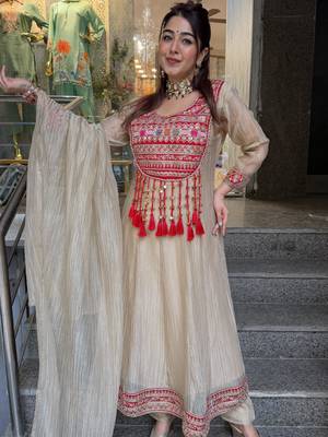 Beige silk blend embroidered flared gown set 3