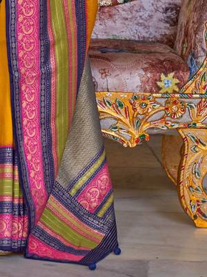 Mustard ethnic motifs printed sungudi saree 5