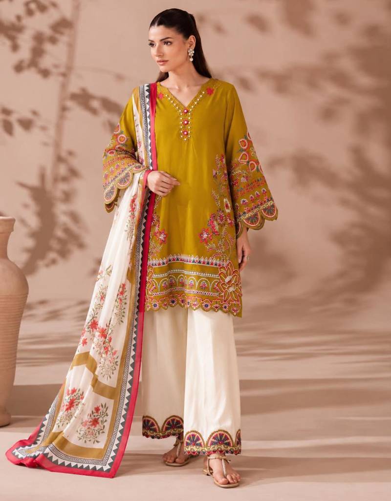 Dark-yellow silk blend printed palazzo set