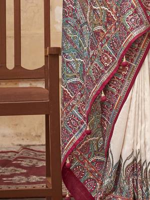 Cream ethnic motifs silk blend banarasi saree 4