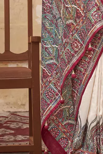 Cream ethnic motifs silk blend banarasi saree