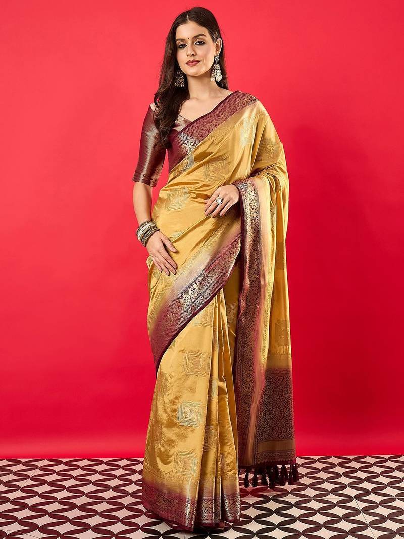 cream woven design zari banarasi saree