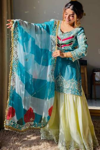 Sky-blue silk blend embroidered palazzo set