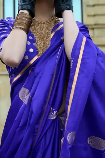 purple woven design zari banarasi saree