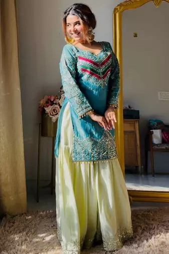 Sky-blue silk blend embroidered palazzo set