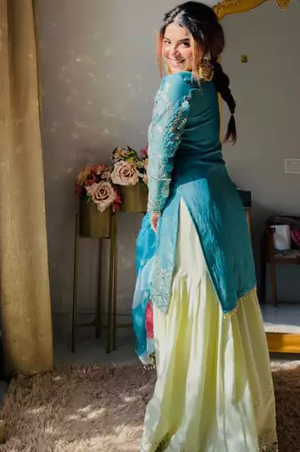 Sky-blue silk blend embroidered palazzo set