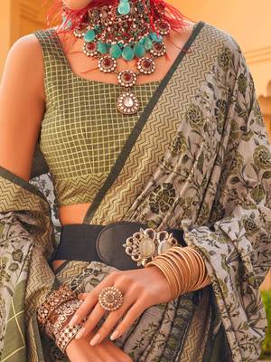green floral printed zari banarasi silk blend saree 4