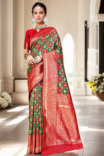 Green woven design zari silk blend kanjeevaram saree