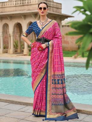 Pink bandhani printed woven design zari bandhani saree 1