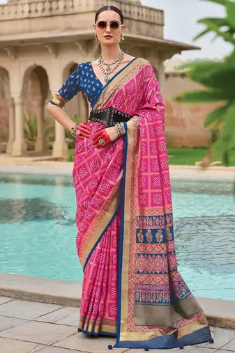 Pink bandhani printed woven design zari bandhani saree