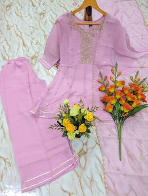 Pink silk blend embroidered farshi salwar set 1