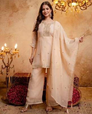 Light-peach silk blend embroidered farshi salwar set 3