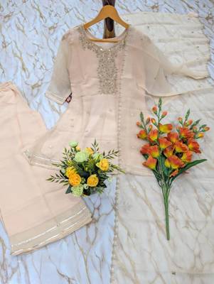 Light-peach silk blend embroidered farshi salwar set 5
