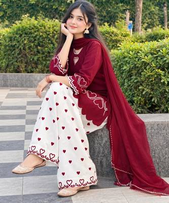 Maroon silk blend embroidered farshi salwar set 2