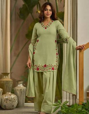 Light-green chanderi embroidered farshi salwar set 4