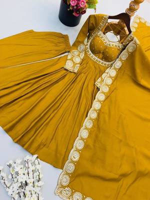 Dark-yellow silk blend embroidered flared gown set 4