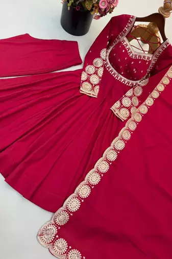 Red silk blend embroidered flared gown set