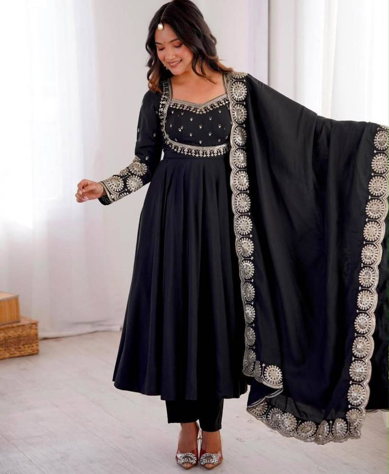 Black silk blend embroidered flared gown set