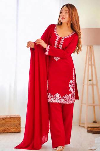 Red silk blend embroidered farshi salwar set