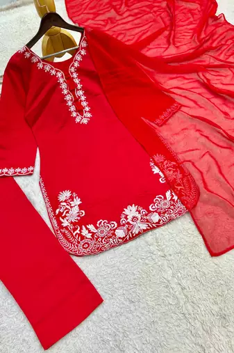 Red silk blend embroidered farshi salwar set