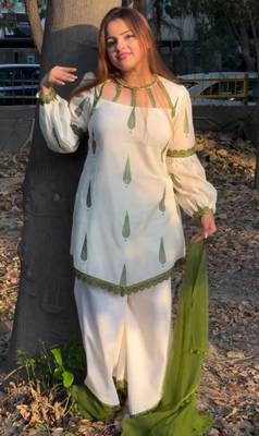 White crepe embroidered farshi salwar set 4