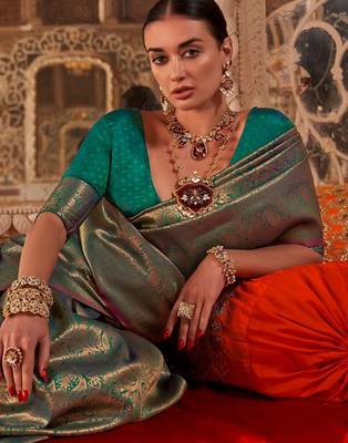 Teal floral silk blend banarasi saree 3