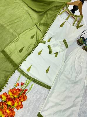 White crepe embroidered farshi salwar set 5