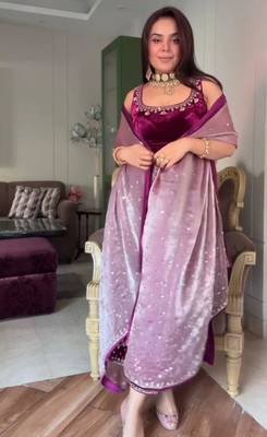 Dark-magenta velvet embroidered kurta set 1