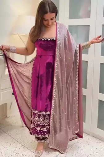 Dark-magenta velvet embroidered kurta set